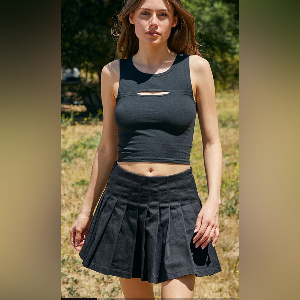 Brandy Melville Black Sleeveless Cutout Crop Top